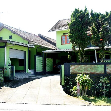 Bayu Murti Homestay 日惹 外观 照片